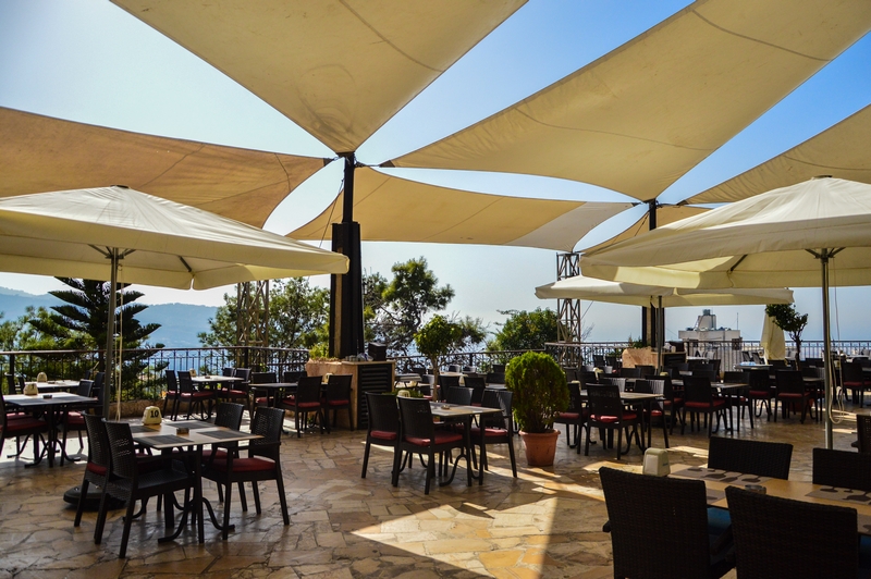 Karawan Restaurant on Sunday